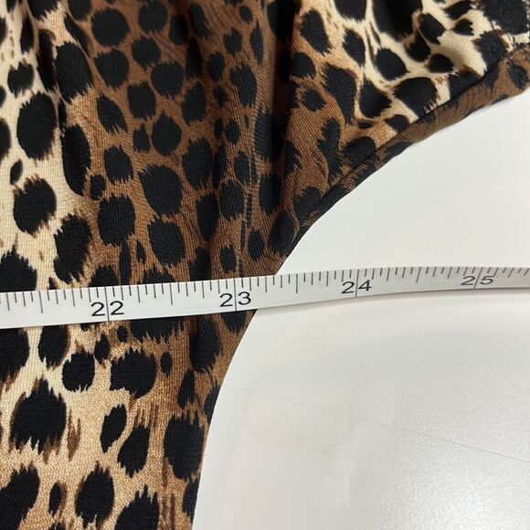Julie’s Closet Animal Print Cold/drop Shoulder Embellished Shoulder Piece SZ 1X - Picture 10 of 11